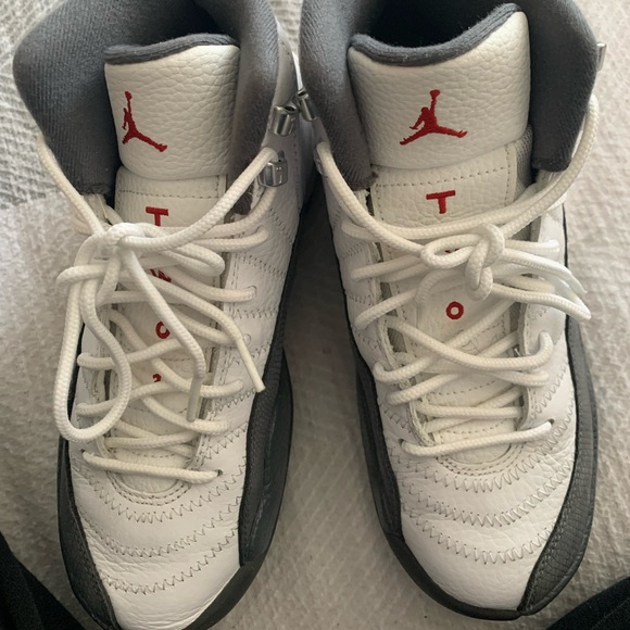 Jordan 12 retro (slightly used) - Picture 1 of 6